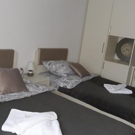 Bed and Breakfast Rivera Club Raska Екстер'єр фото