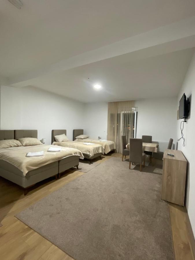 Bed and Breakfast Rivera Club Raska Екстер'єр фото